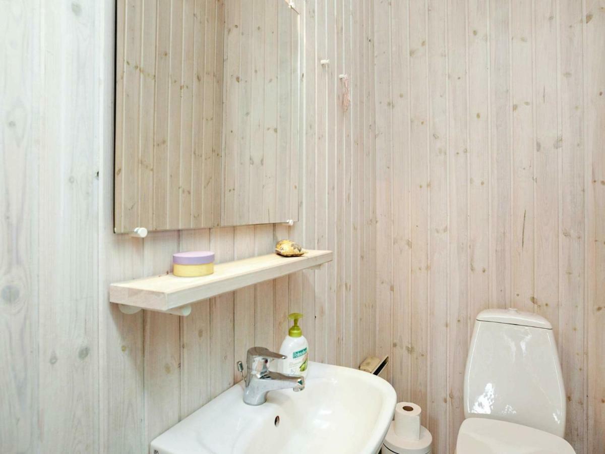 6 Person Holiday Home In Otterup Phòng bức ảnh